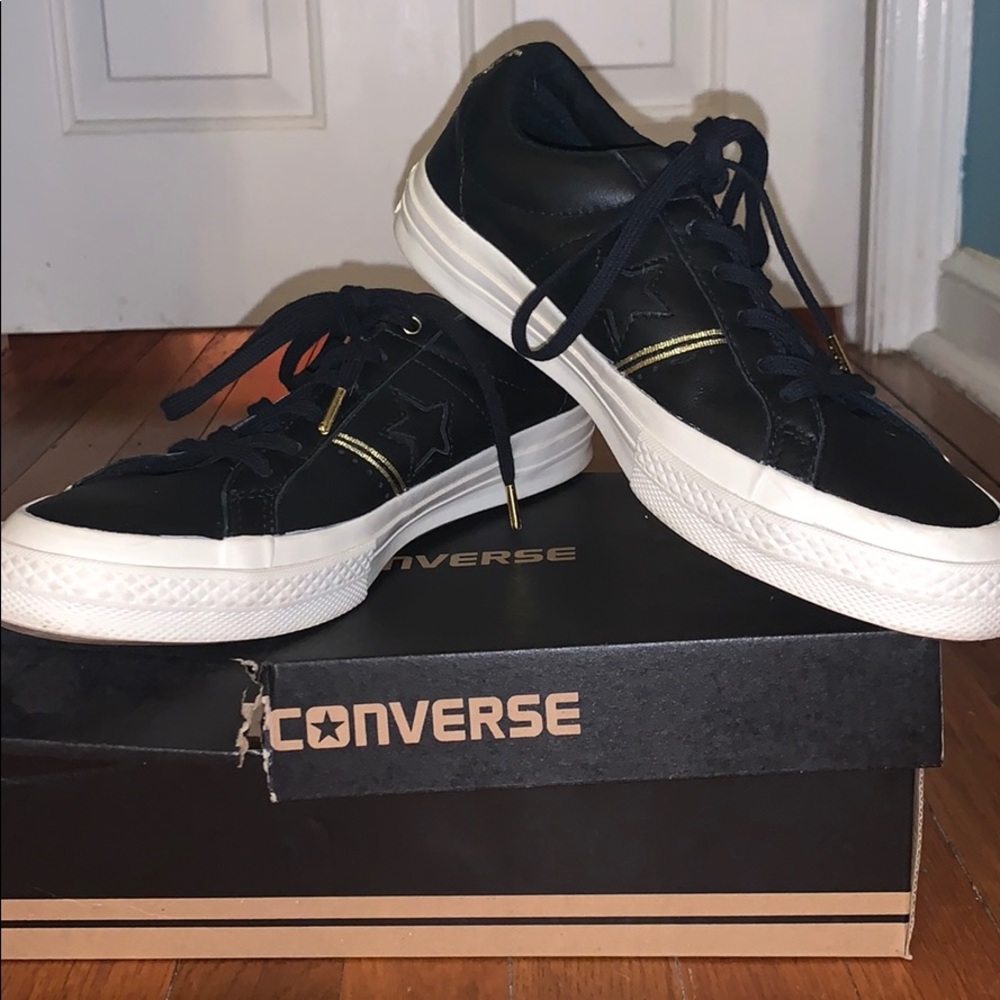 Converse one stars worn once